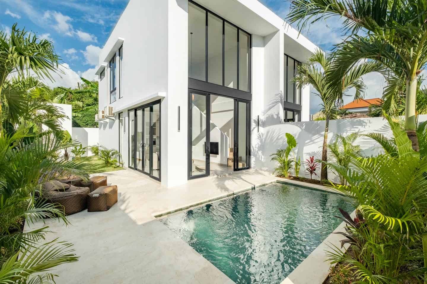 SLEEK MODERN DESIGN 2 BEDROOM VILLA FOR SALE LEASEHOLD IN CANGGU BE-1320 